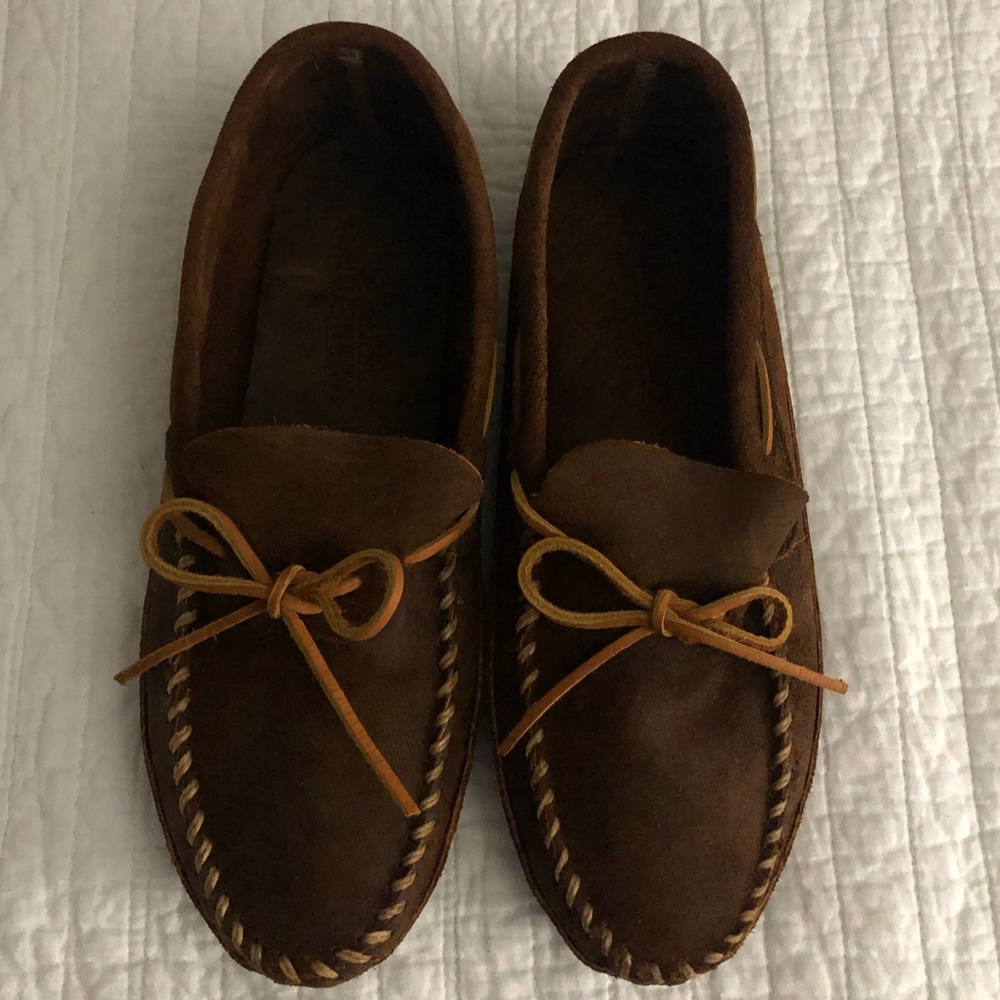 Minnetonka Men’s Double bottom softsole slippers